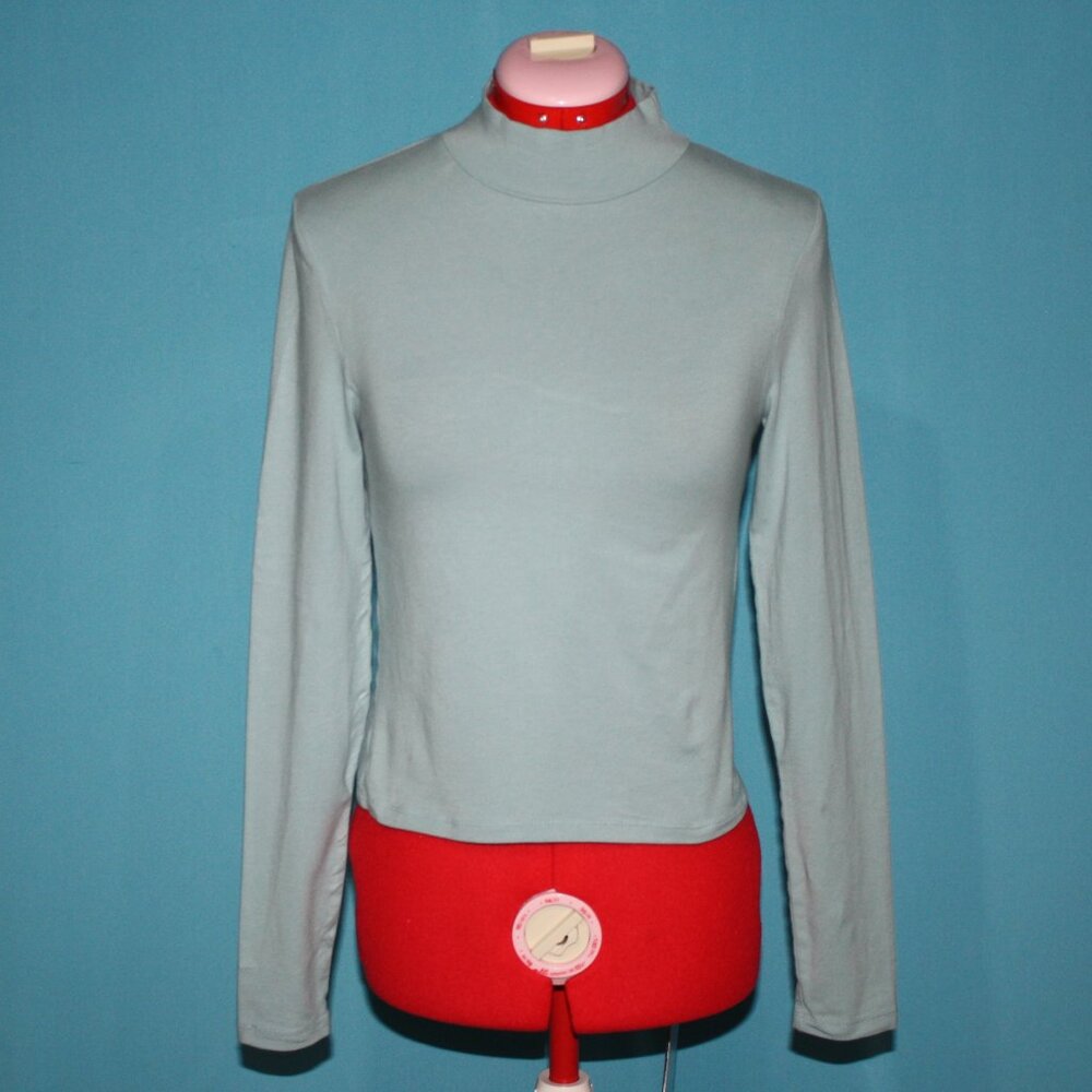 Long Sleeve Turtle Neck